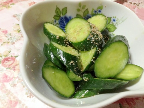 ダシダで簡単♪ごま油香る♡胡瓜の浅漬け風